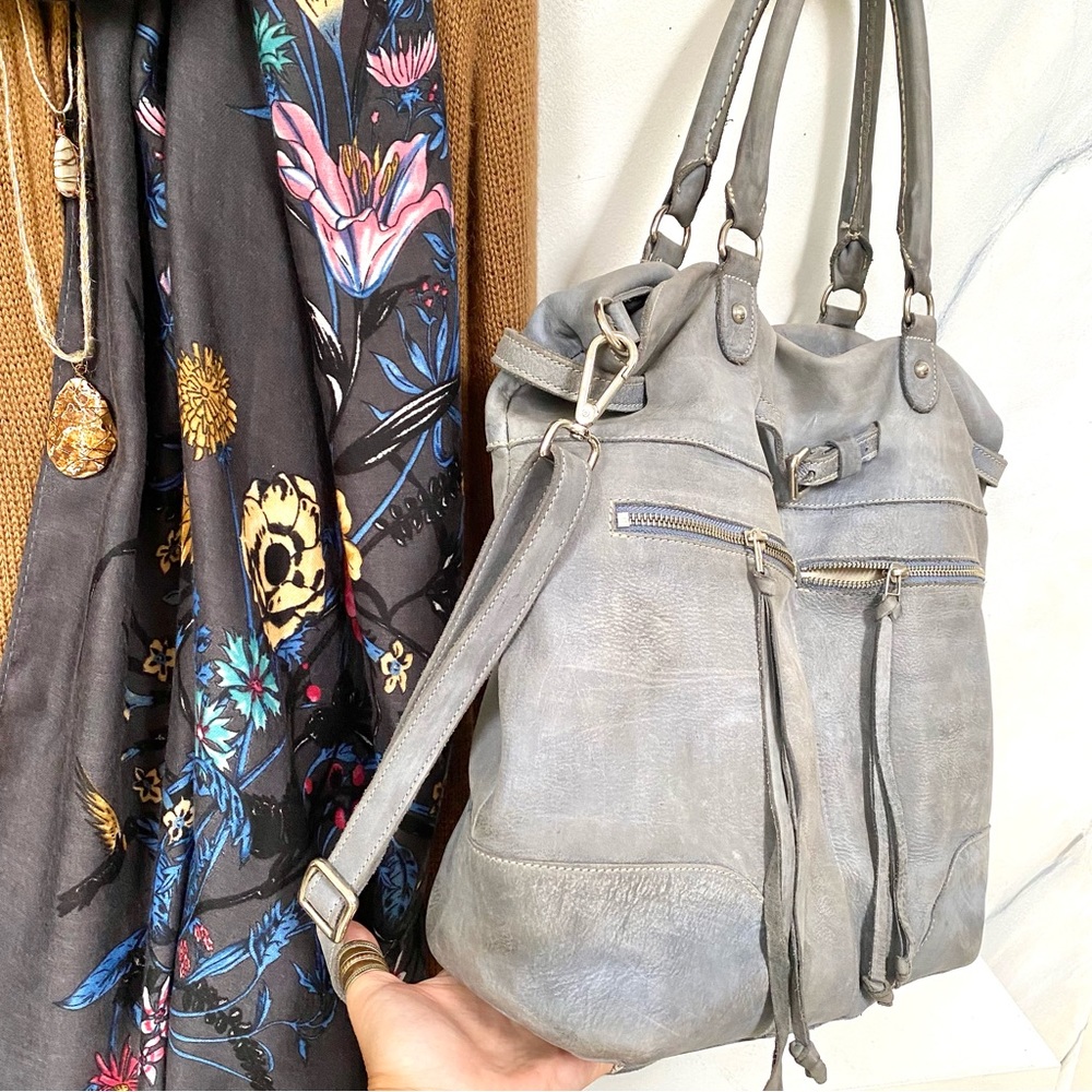Roots Gray Tote Bag - Picture 4 of 16